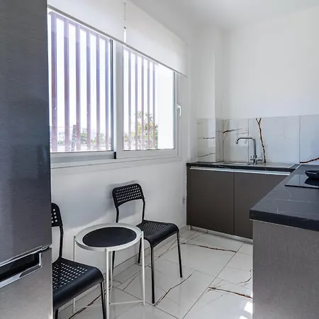 Aneto Spiti 2-br In Larnaca. Apartment