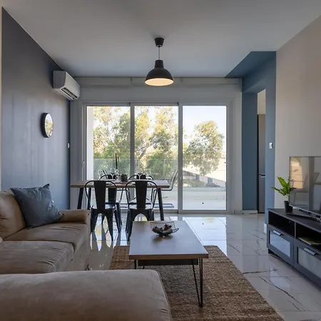 Aneto Spiti 2-br In Larnaca. *
